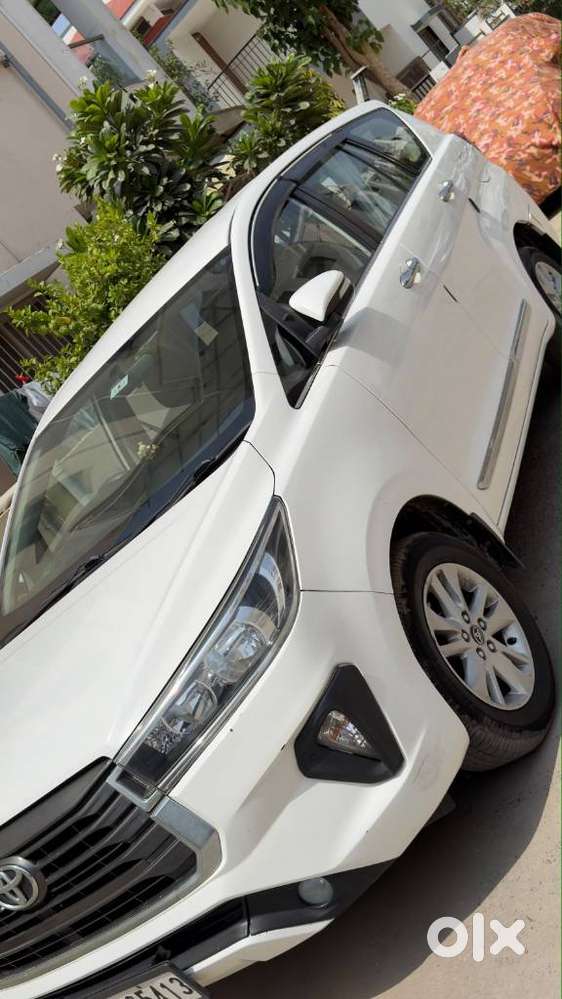 Toyota Innova Crysta 2.4 G Mt 7 Str, 2016, Diesel