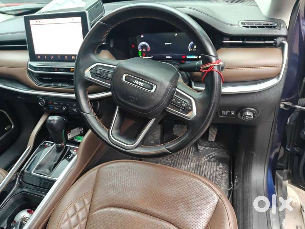 Jeep Meridian 2023 Suv Very Strong