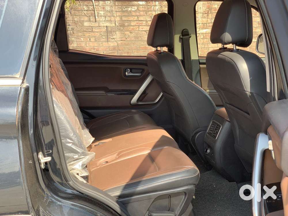 Mahindra Scorpio-n 2.2 Z8 L Diesel Mt 7 Str, 2024, Diesel