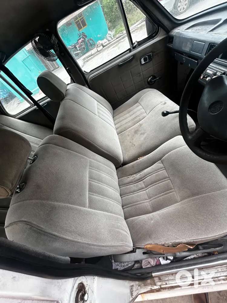 Ambassador Classic 1800 2002