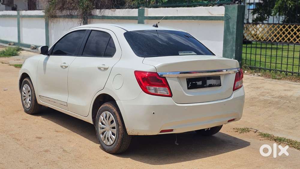Maruti Suzuki Dzire 1.2 Vxi, 2019, Petrol