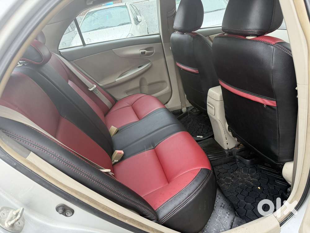 Toyota Corolla Altis Aero 1.8 J, 2011, Petrol