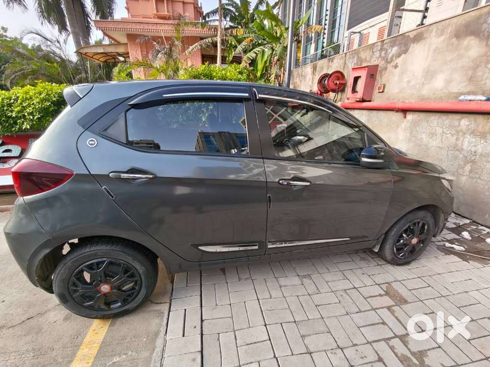 For Sale: Tata Tiago Xz+ Icng (2024)
