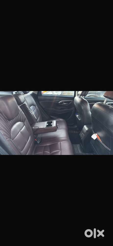 Maruti Suzuki Grand Vitara 2023 Petrol Well Maintained