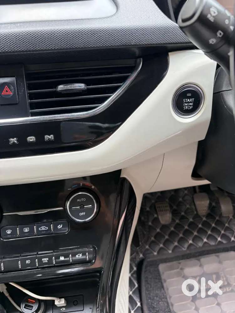 Tata Nexon Petrol 2021 Variant Plus