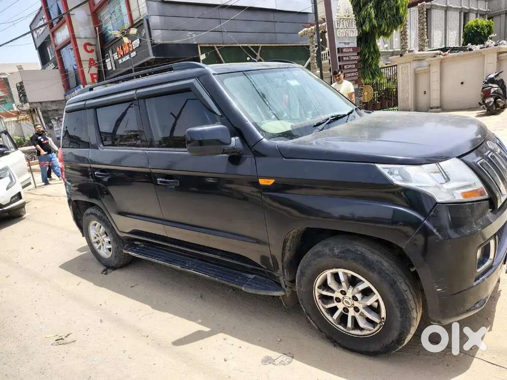 Mahindra Tuv 300 2018