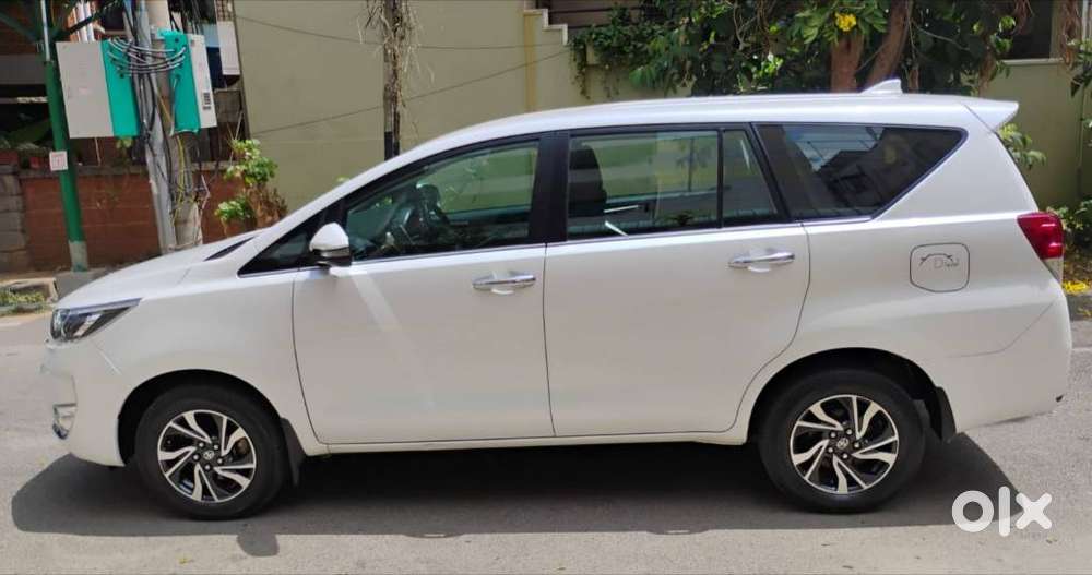 Toyota Innova Crysta 2.4 V, 2023, Diesel