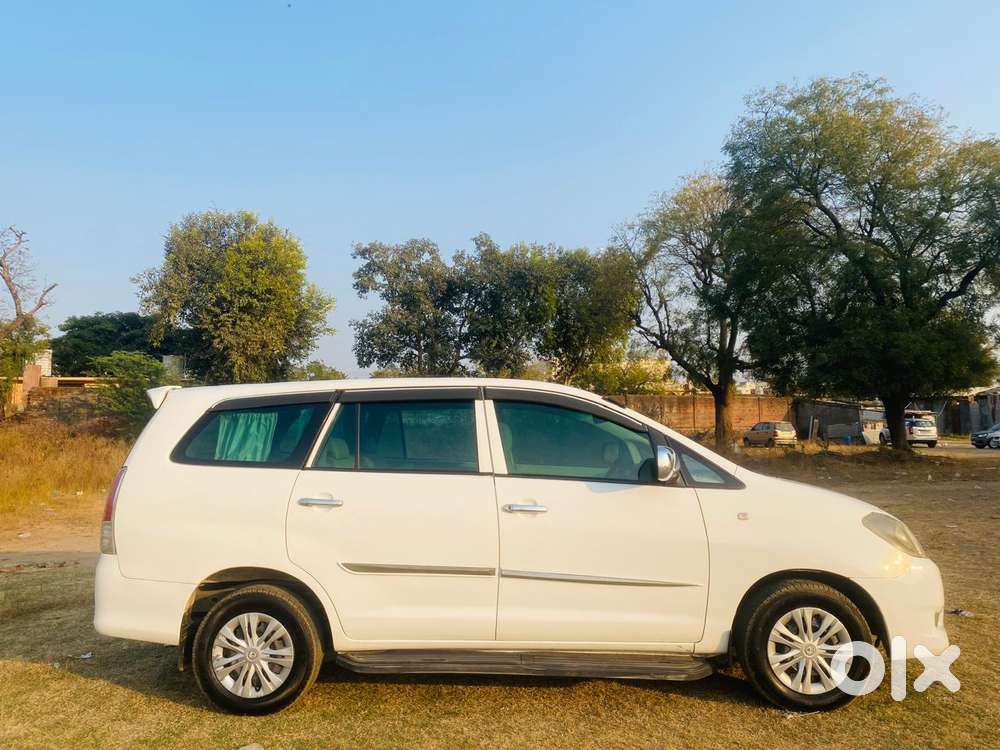 Toyota Innova 2009-2011 2.0 Gx 8 Str, 2009, Diesel