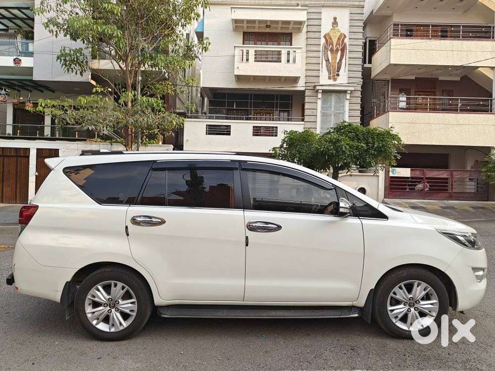 Toyota Innova Crysta Zx 2.4 Diesel 7 Seater, 2016, Diesel