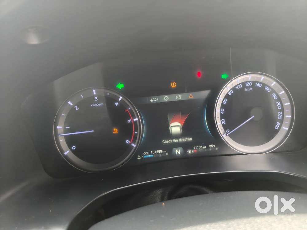 Mahindra Alturas G4 4wd At, 2020, Diesel