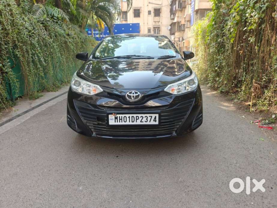 Toyota Yaris J Cvt, 2020, Petrol