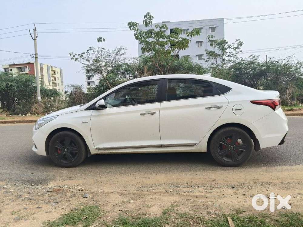 Hyundai Verna Crdi 1.6 At Sx Option, 2019, Diesel