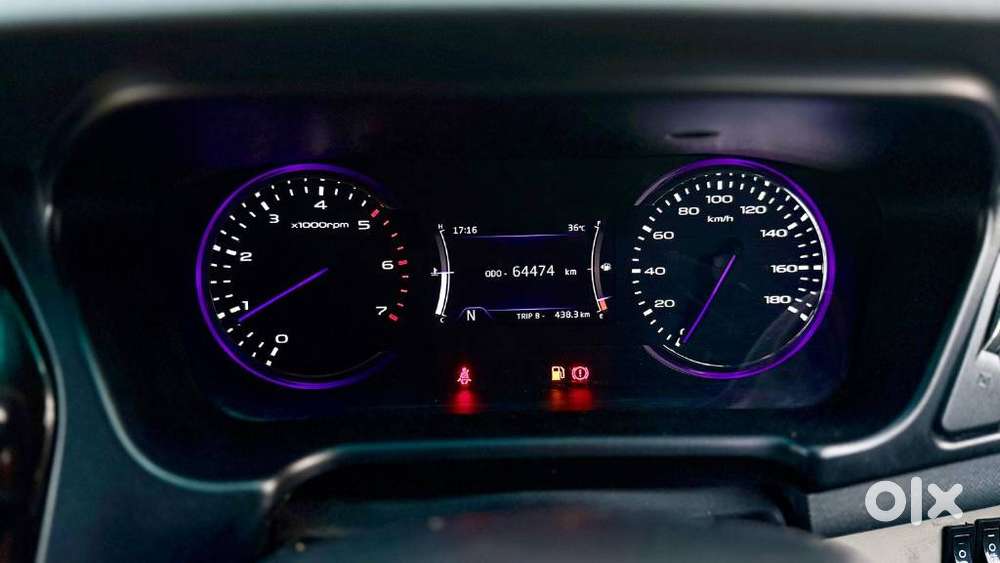 Mahindra Marazzo M6 8str, 2020, Diesel