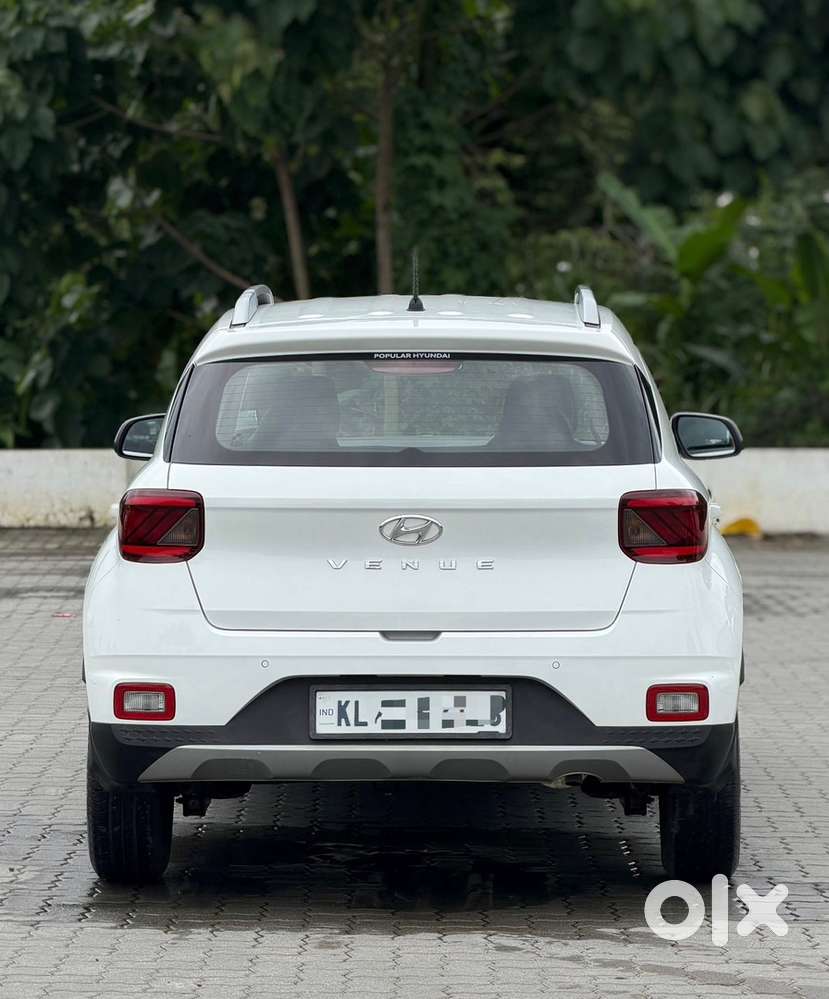 Hyundai Venue Petrol Manual 2020 Year
