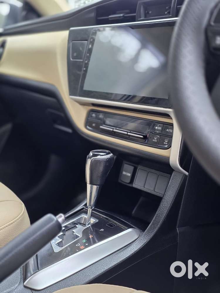 Toyota Corolla Altis 1.8 G Cvt, 2017, Petrol