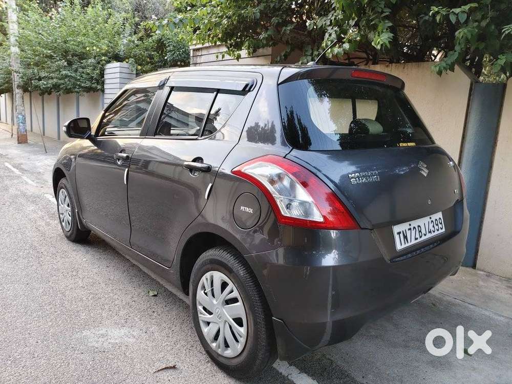 Maruti Suzuki Swift Vxi + Manual, 2018, Petrol