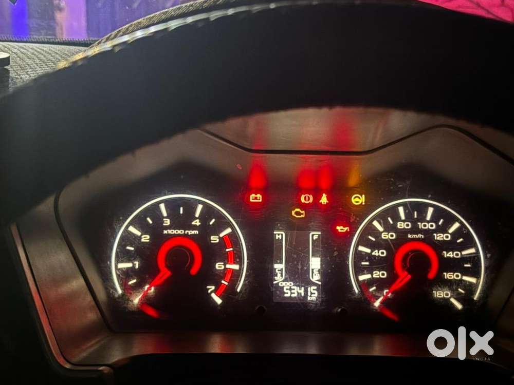 Mahindra Kuv 100 Modified