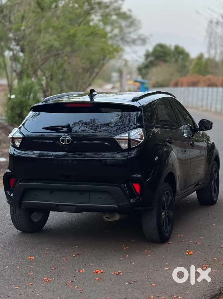 Tata Nexon 1.2 Revotron Xz Plus Hs Dark Edition, 2023, Petrol