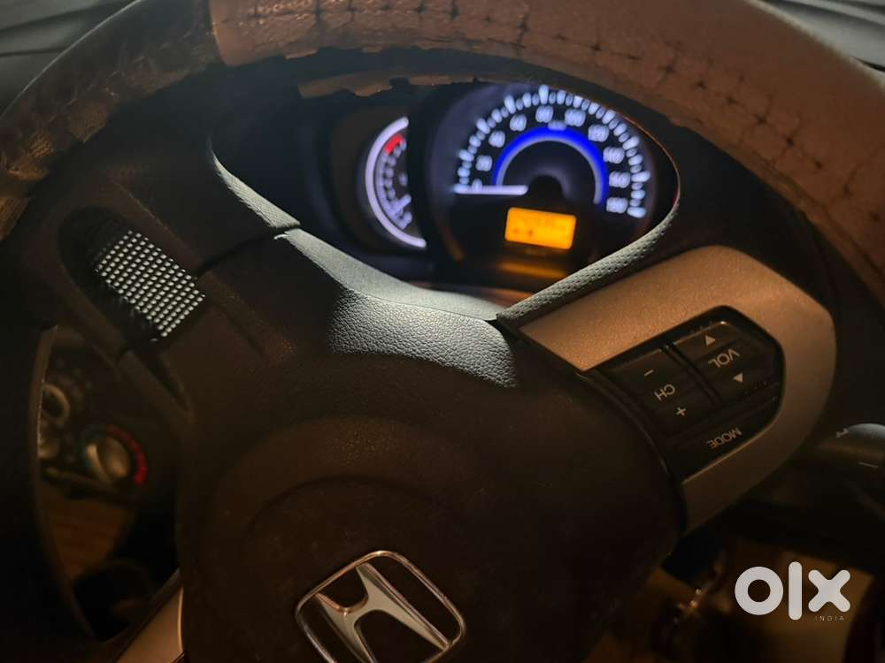 Lottery Price! Honda Amaze 2015 I-vtec – Must Go Today!