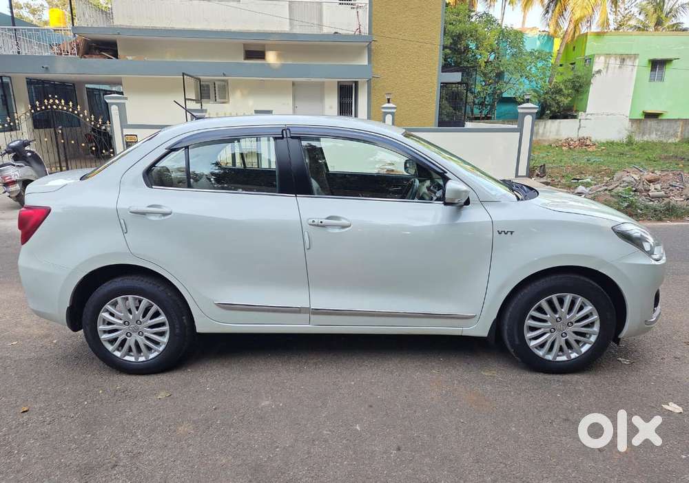 Maruti Suzuki Swift Dzire 1.2 Zxi Bsiv, 2018, Petrol