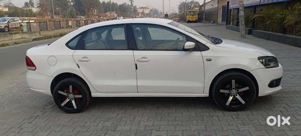Volkswagen Vento 2010-2013 Diesel Highline, 2015, Diesel