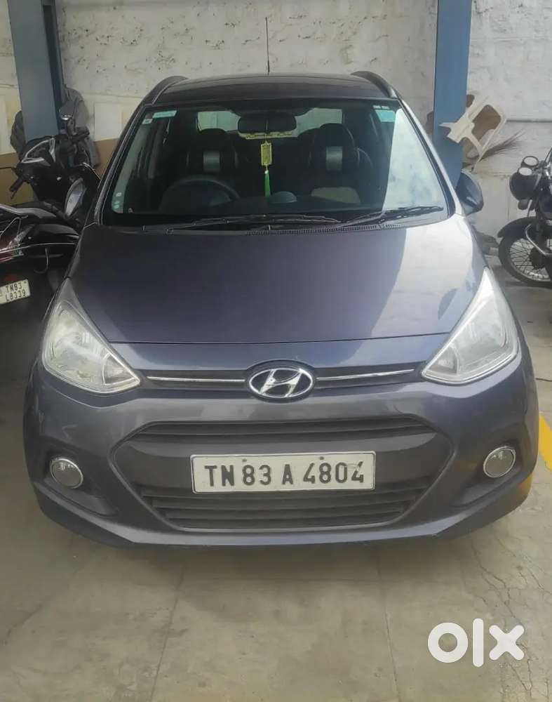 Well Maintained Fully Hyundai Showroom Service