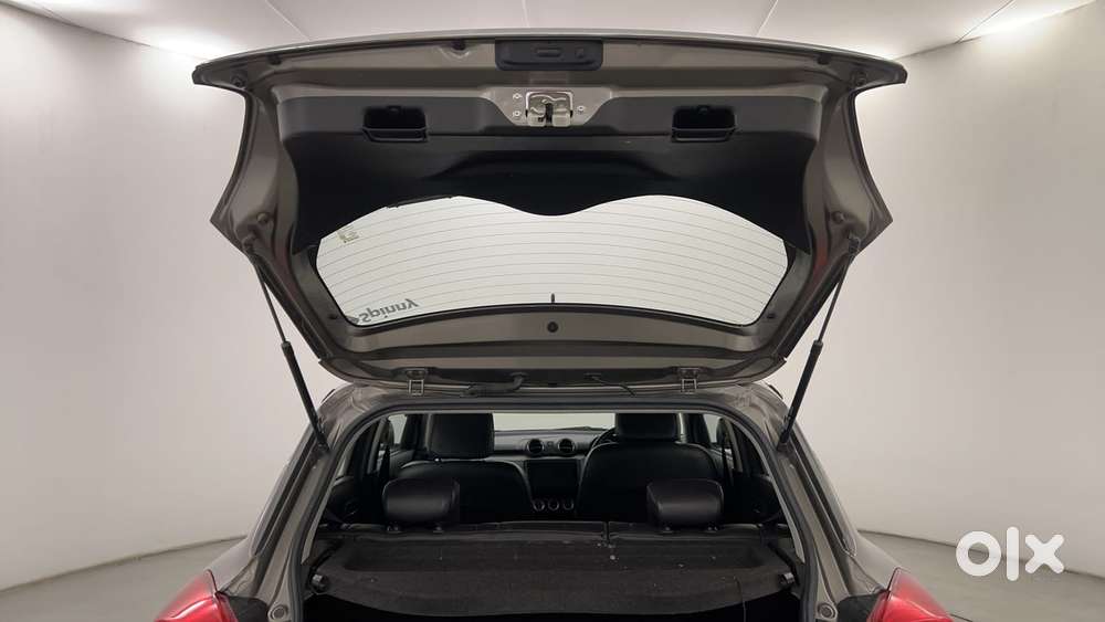 Maruti Suzuki Swift Amt Zxi, 2019, Petrol