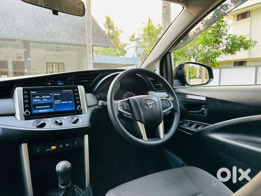 Toyota Innova Crysta 2.4 G Mt 8s, 2024, Diesel