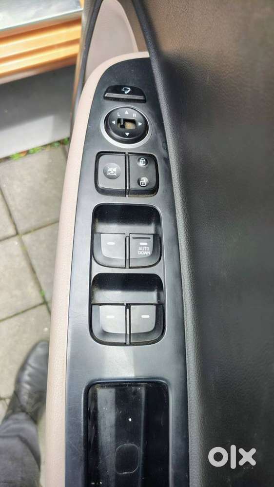 Hyundai Grand I10 Sportz, 2016, Petrol