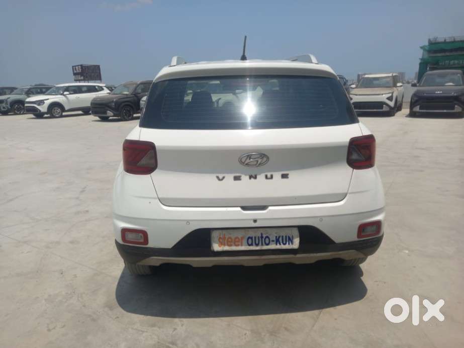 Hyundai Verna 1.5 S Petrol Mt, 2021, Petrol