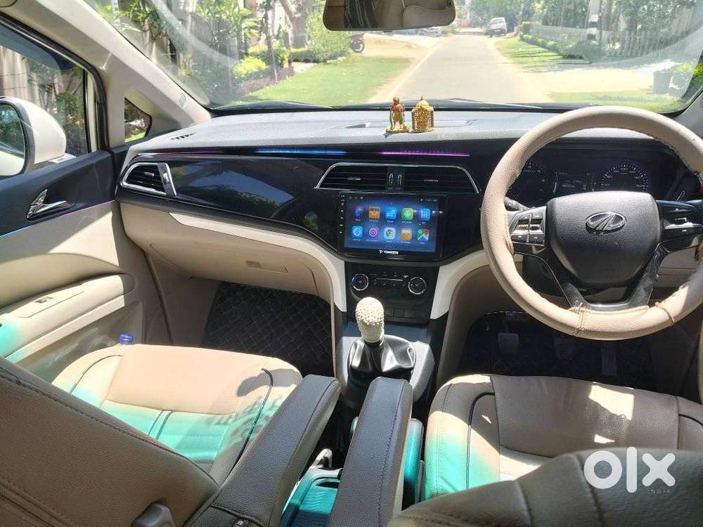 Mahindra Marazzo M6, 2019, Diesel