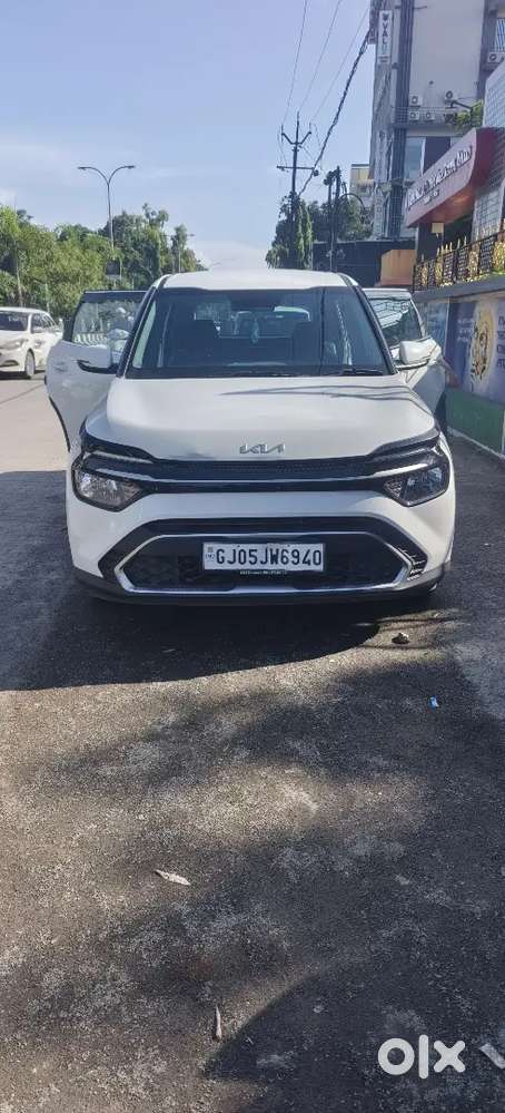 Kia Carens Premium 7 Manual 2026