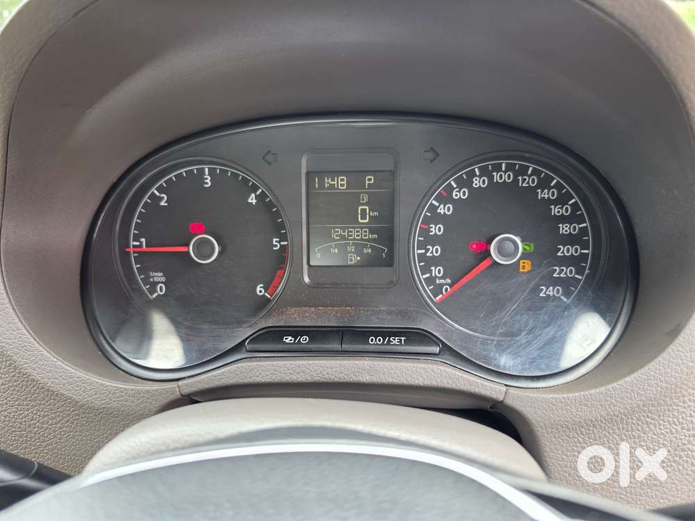 Volkswagen Vento 1.5l Tdi Highline Plus At Diesel, 2016, Diesel