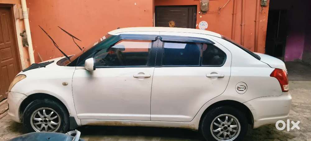 Maruti Suzuki Dzire 2011