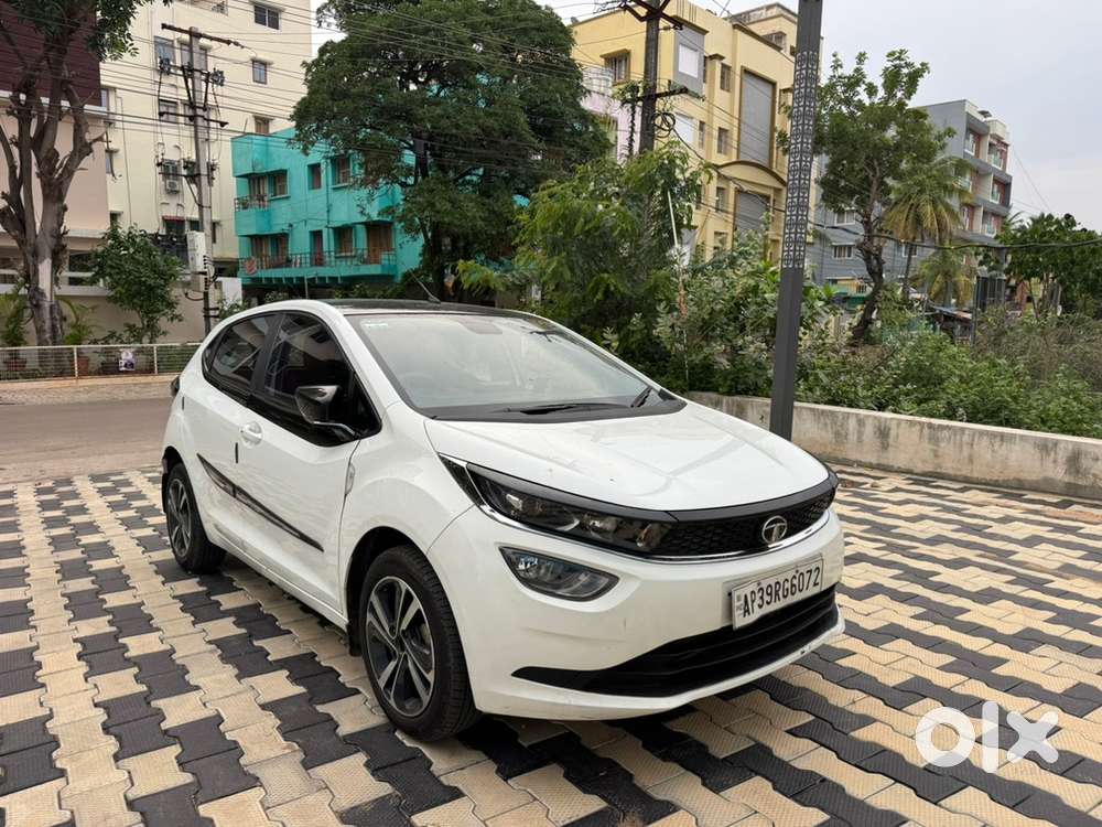 Tata Altroz Petrol 2022