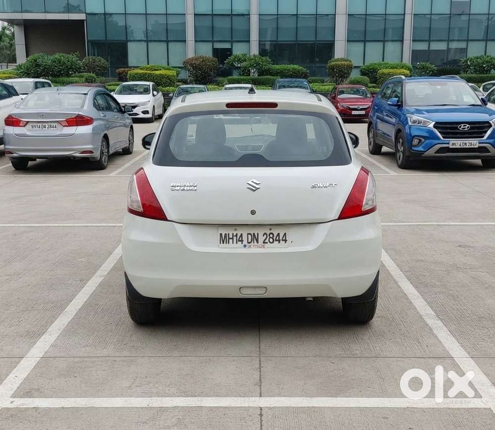 Maruti Suzuki Swift Lxi Optional-o, 2012, Cng & Hybrids