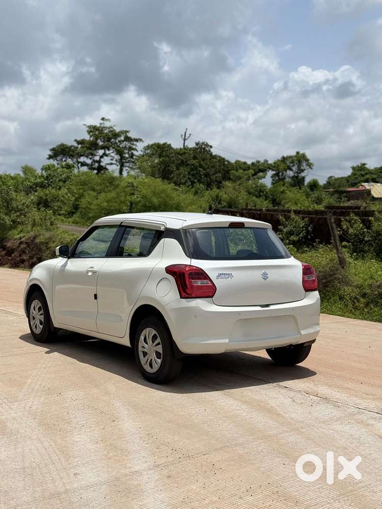 Maruti Suzuki Swift Amt Vxi, 2022, Petrol