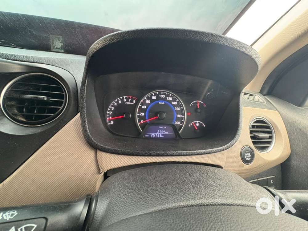 Hyundai Grand I10 2017 Petrol Well Maintained