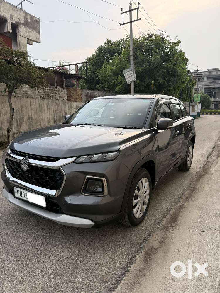 Maruti Suzuki Grand Vitara 1.5 Delta Smart Hybrid At, 2023, Petrol