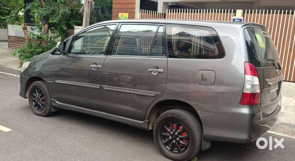 Toyota Innova 2.5 V 7 Str, 2012, Diesel