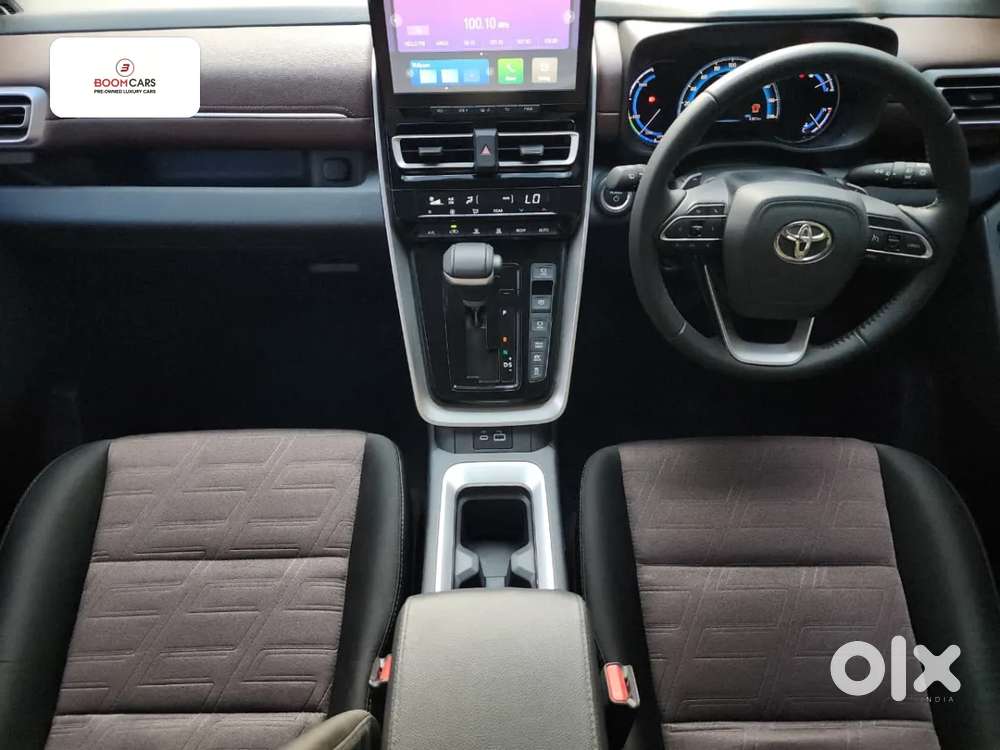 Toyota Innova Hycross 2.0 Vx (o) Hybrid 7 Str, 2026, Petrol