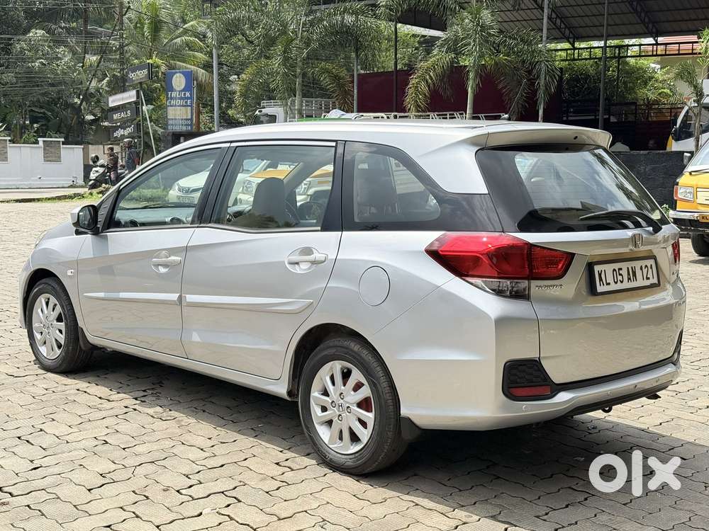 Honda Mobilio 1.5 V I-vtec, 2016, Petrol