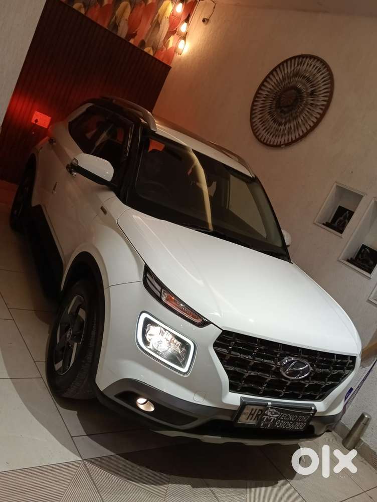 Hyundai Venue Sx Plus Turbo Dct, 2019, Petrol