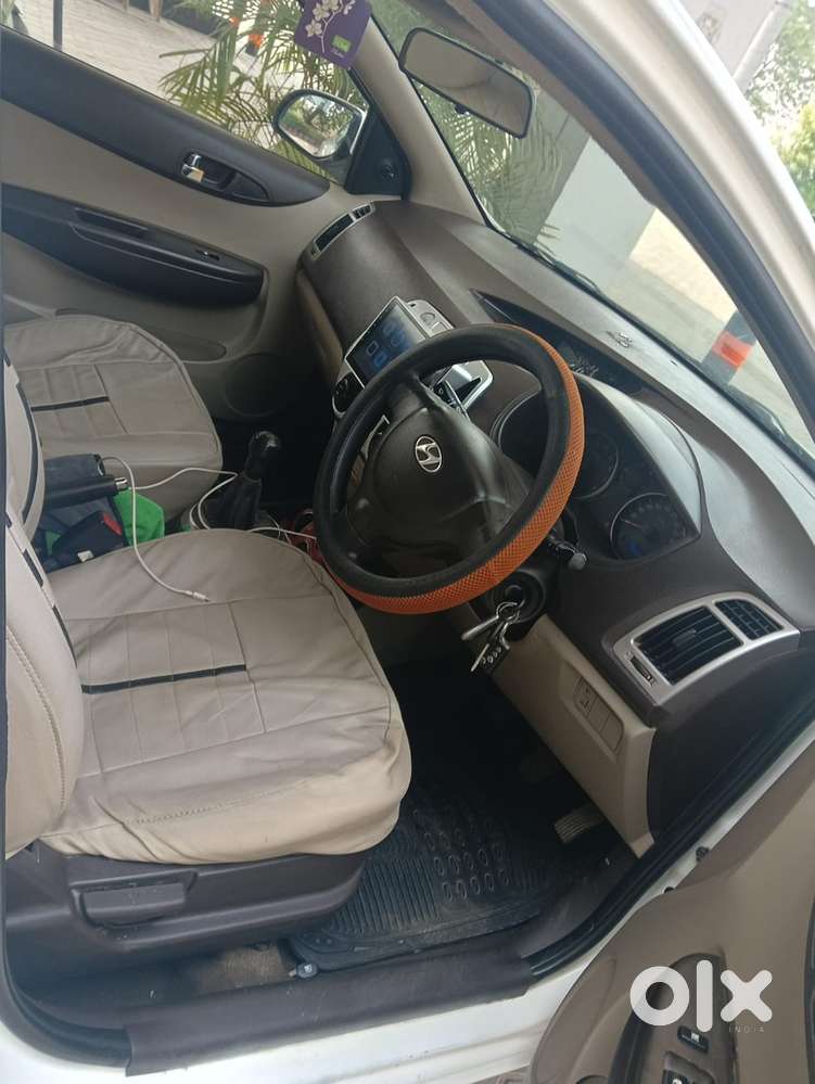 Hyundai I20 Magna 2011 Car