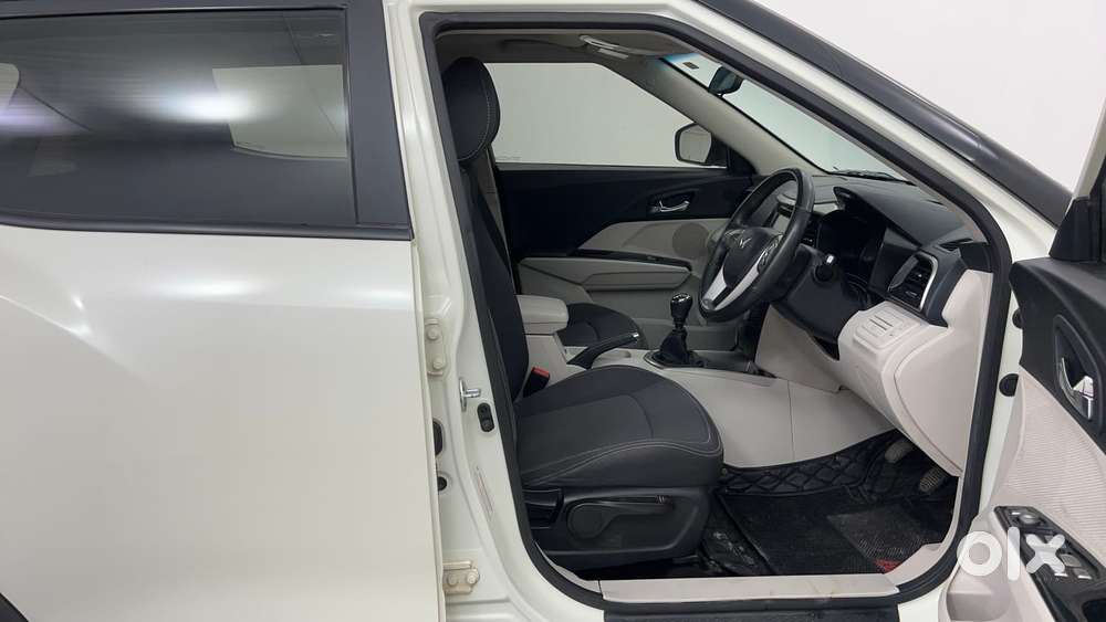 Mahindra Xuv300 W8 Diesel, 2023, Diesel