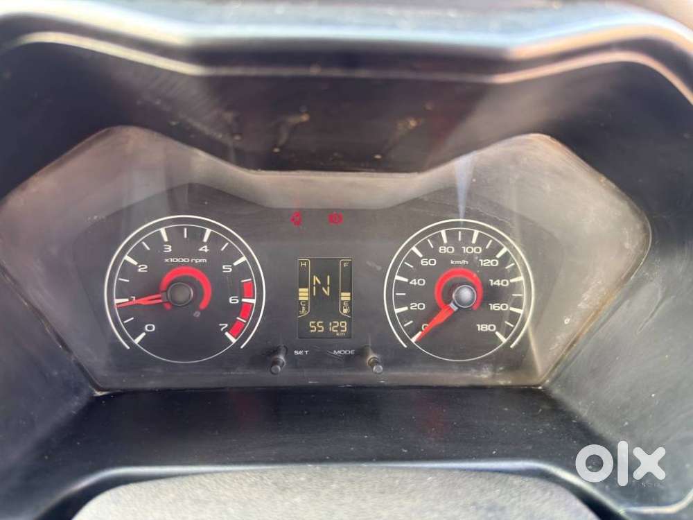 Mahindra Kuv 100 Mahindra-kuv-100-d75-k2-plus, 2018, Petrol