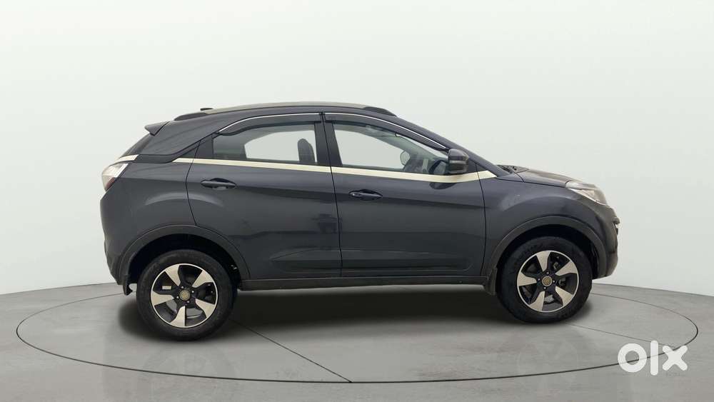 Tata Nexon 1.2 Revotron Xza Plus, 2019, Petrol
