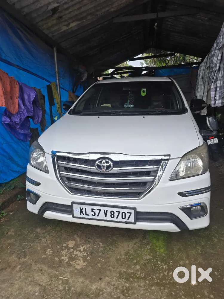 Toyota Innova Diesel 2014