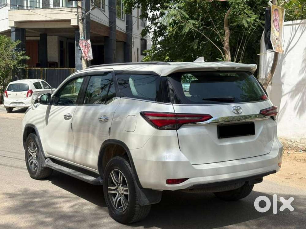Toyota Fortuner 4x2 Mt 2.8 Diesel, 2022, Diesel