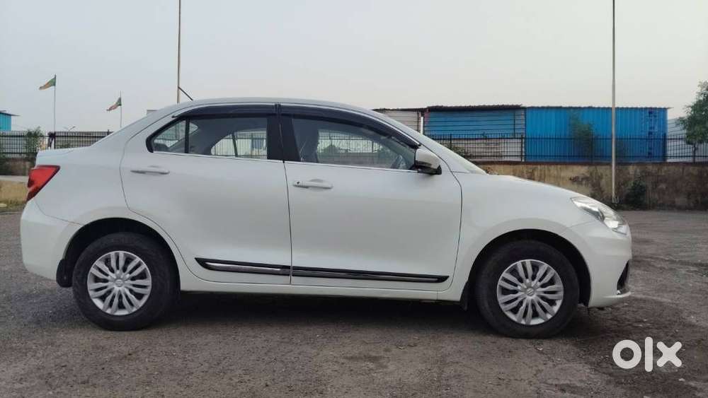 Maruti Suzuki Dzire 1.2 Vxi Cng, 2023, Cng & Hybrids